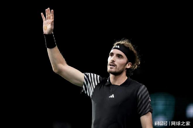 申花则在防 申花则在防